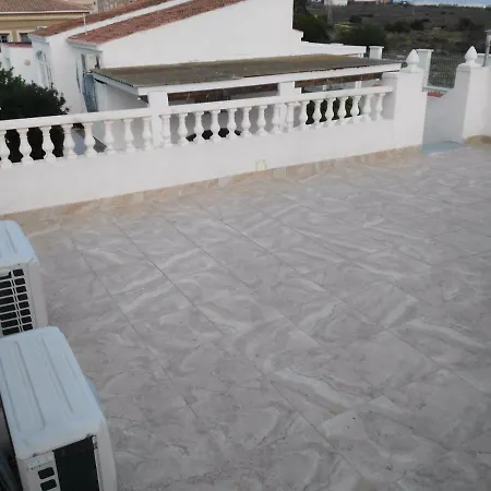 Dos-lagos Villa *