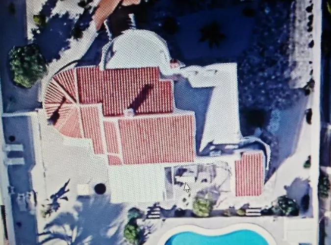 Dos-lagos Villa