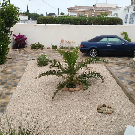 Dos-lagos Villa