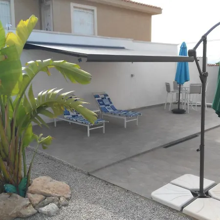Dos-lagos Villa
