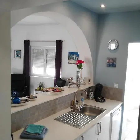 Dos-lagos Villa