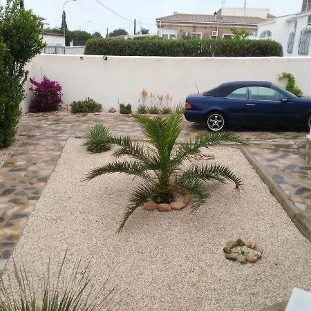 Dos-lagos Villa